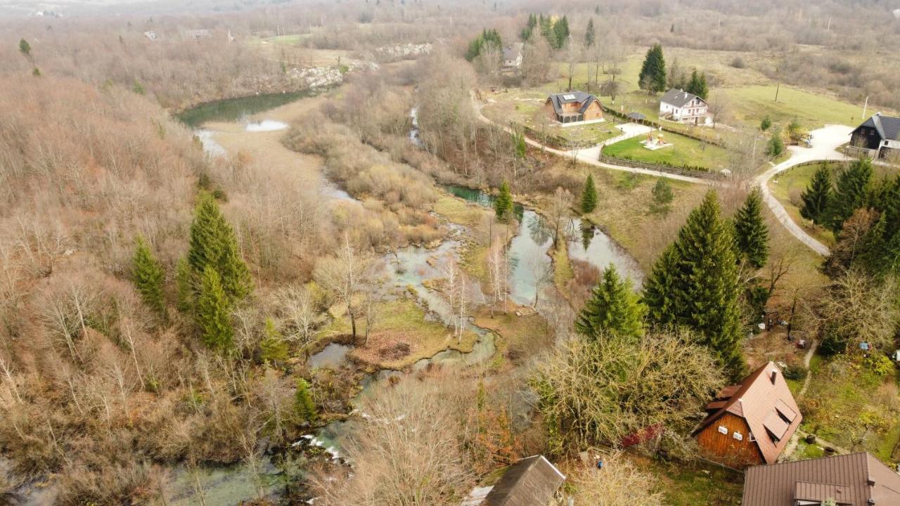 Ferienwohnung Yeti Cabin Plitvica selo Exterior foto